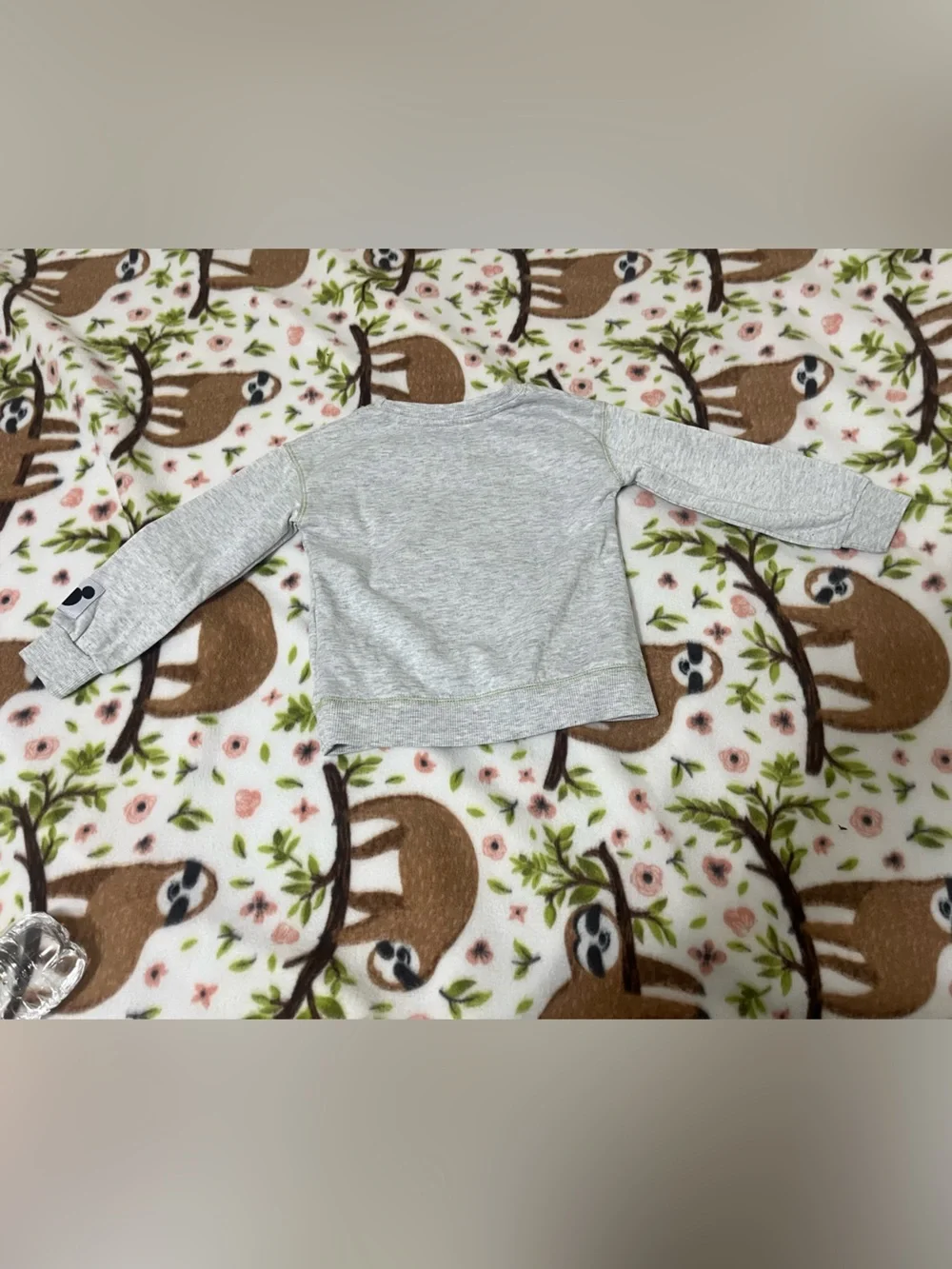 Disney Kids' Grey Mickey & Friends Long-Sleeve Sweatshirt - 4T